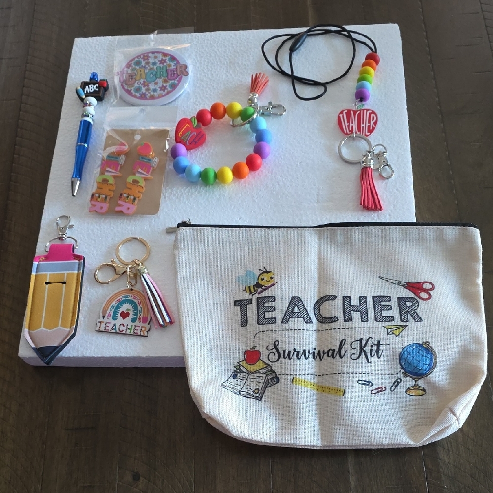 Teacher Accessory Set